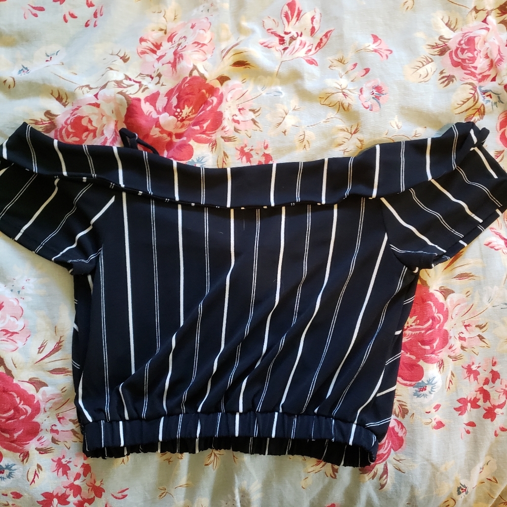 Express wrap crop top - Picture 4 of 4